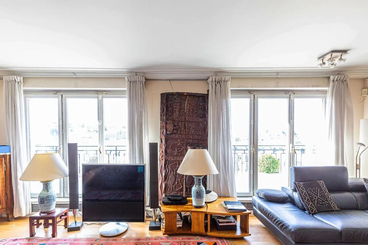 Apartmán Veeve - Rooftop Views Of The Arc De Triomphe Paříž