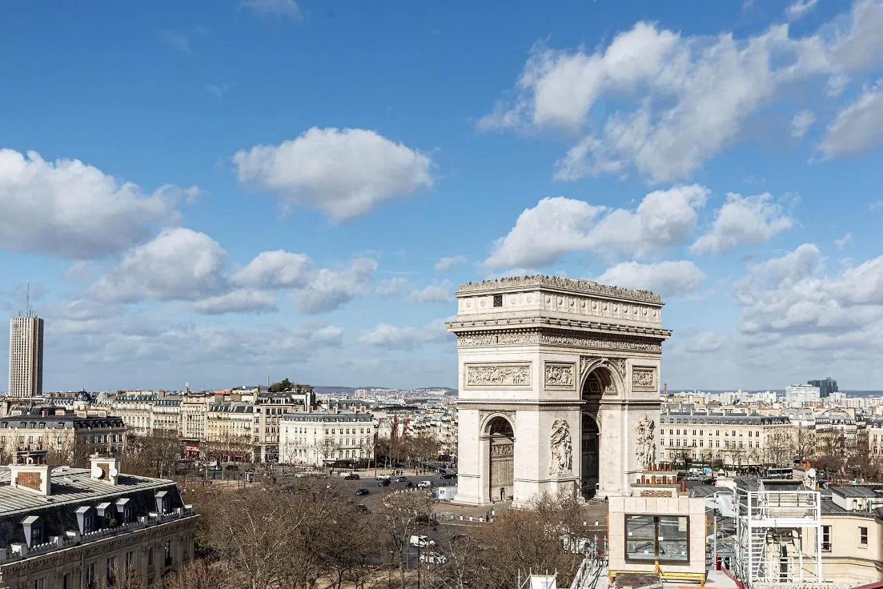 Veeve - Rooftop Views Of The Arc De Triomphe Apartmán *